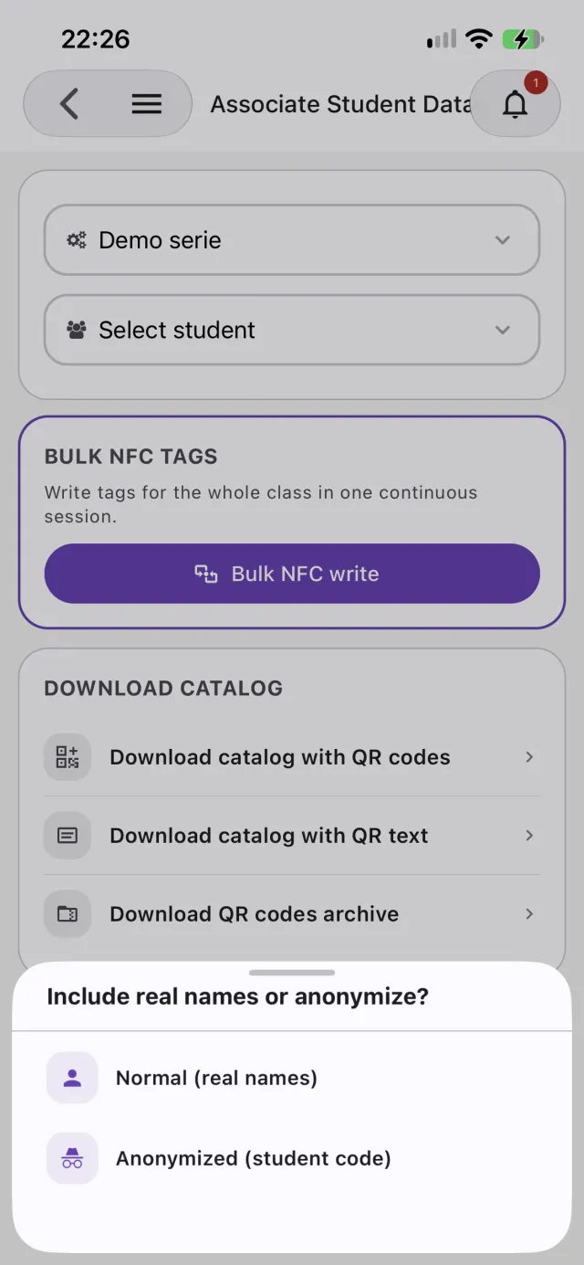 Choosing Normal (real names) or Anonymized (student code) when downloading a roster catalog